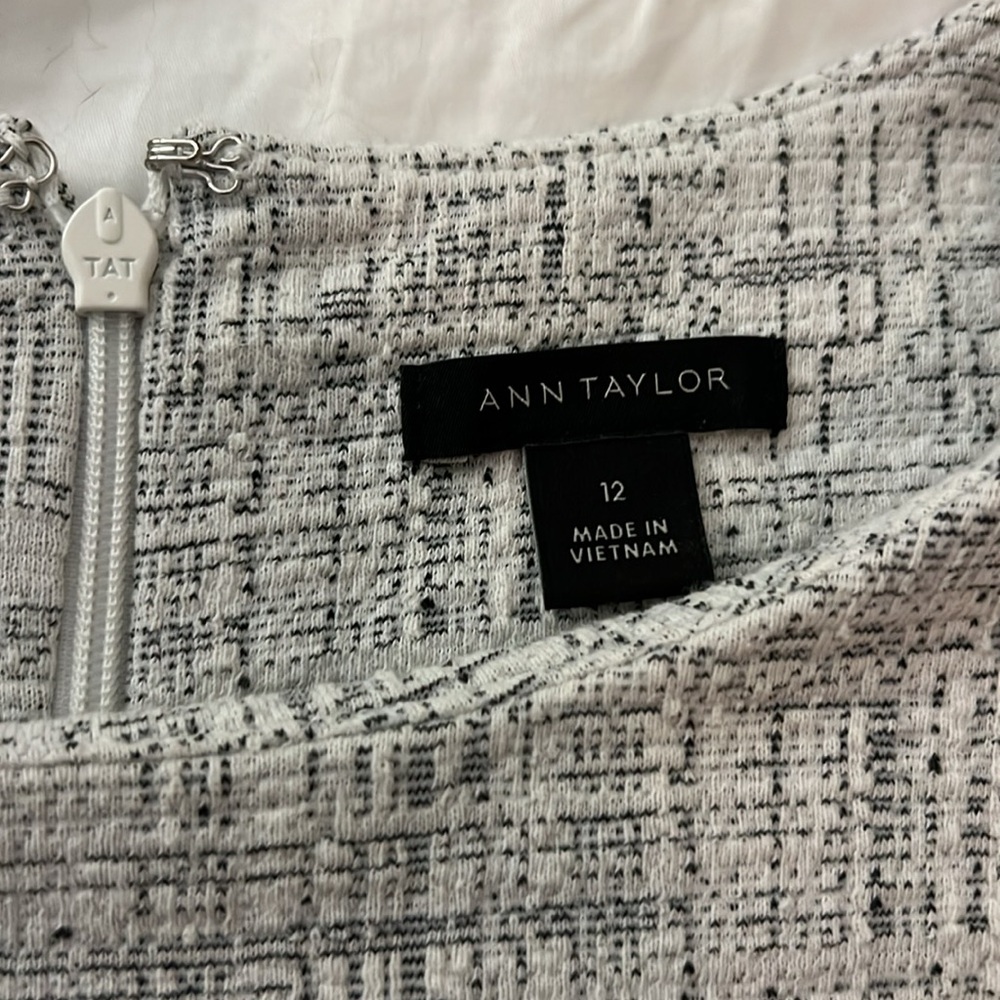 Size 12 Ann Taylor Tweed Dress - Picture 3 of 4
